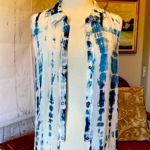 Go Silk Blue and White Tie Dye Duster or Swimsuit Cover Up - Picture 9 of 16
